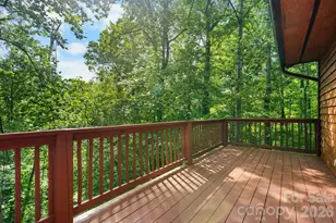 3840 Cherry Grove Dr, Hickory, NC 28602 - Photo 9