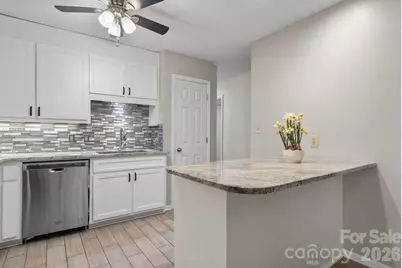 3840 Cherry Grove Drive, Hickory, NC 28602 - Photo 15