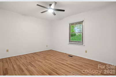 3840 Cherry Grove Drive, Hickory, NC 28602 - Photo 39
