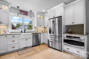 1221 Grande Vista Ct, Hudson, NC 28638 - Photo 17
