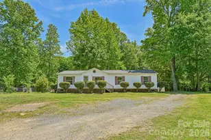 717 Rock Castle Dr, York, SC 29745 - Photo 1