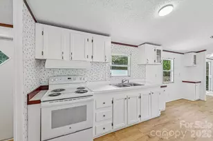 717 Rock Castle Dr, York, SC 29745 - Photo 15