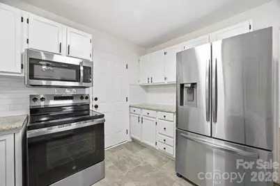 405 Leighton Court, Matthews, NC 28105 - Photo 11