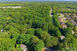 405 Leighton Ct, Matthews, NC 28105 - Photo 5