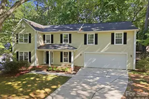 405 Leighton Ct, Matthews, NC 28105 - Photo 1