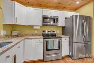 38 Macey Dr, Nebo, NC 28761 - Photo 19