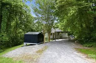 83 E View St, Marion, NC 28752 - Photo 5