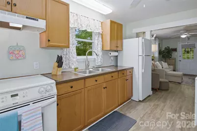 83 E View Street, Marion, NC 28752 - Photo 29