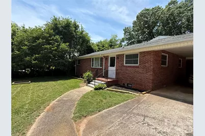 2012 N Deal Avenue, Newton, NC 28658 - Photo 3