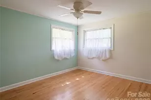 2012 N Deal Ave, Newton, NC 28658 - Photo 17