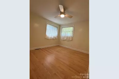 2012 N Deal Avenue, Newton, NC 28658 - Photo 15