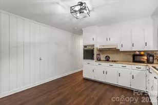1204 W 5th Ave, Lexington, NC 27295 - Photo 5