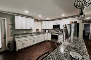 624 Princess St, Gastonia, NC 28052 - Photo 5