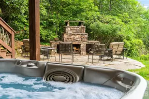 300 Falls View Dr, Lake Toxaway, NC 28774 - Photo 11