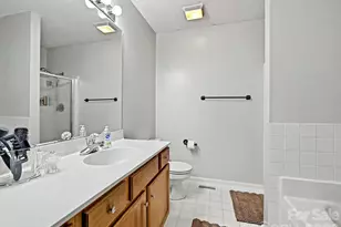 1040 Foxrun Cir SE, Concord, NC 28025 - Photo 17