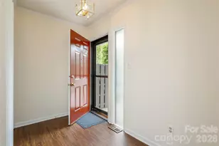 434 Crowfields Dr, Asheville, NC 28803 - Photo 3