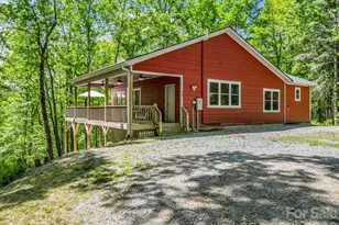 565 Pinewood Knoll Dr, Hendersonville, NC 28739 - Photo 35