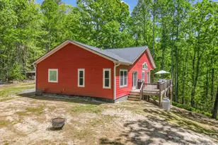 565 Pinewood Knoll Dr, Hendersonville, NC 28739 - Photo 1