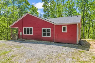 565 Pinewood Knoll Dr, Hendersonville, NC 28739 - Photo 37