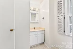 621 Winter Wood Dr, Matthews, NC 28105 - Photo 5