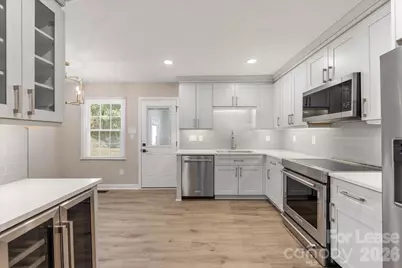 4706 Walden Court, Charlotte, NC 28210 - Photo 3