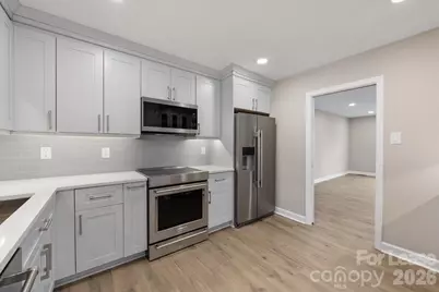4706 Walden Court, Charlotte, NC 28210 - Photo 11