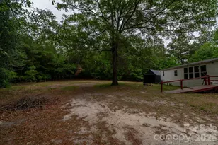 3133 Magnolia Rd, Bennettsville, SC 29512 - Photo 5