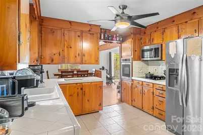 98 Limberlost Drive, Hendersonville, NC 28739 - Photo 7