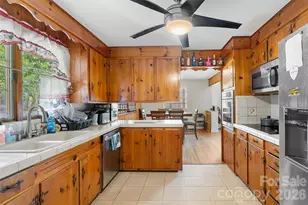 98 Limberlost Dr, Hendersonville, NC 28739 - Photo 7