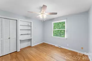98 Limberlost Dr, Hendersonville, NC 28739 - Photo 7