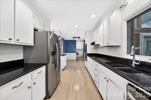 7300 Quail Hill Rd, Charlotte, NC 28210 - Photo 9