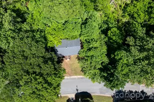 722 E F St, Newton, NC 28658 - Photo 19