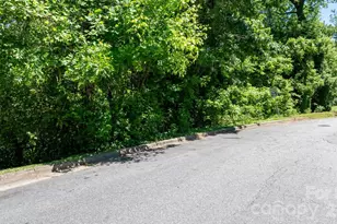722 E F St, Newton, NC 28658 - Photo 17