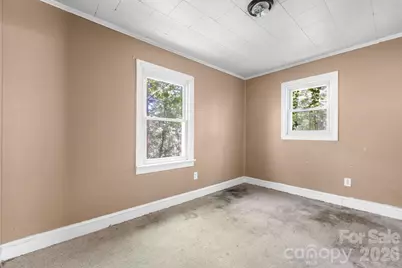 722 E F Street, Newton, NC 28658 - Photo 11