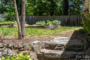 22 Westover Dr, Asheville, NC 28801 - Photo 41