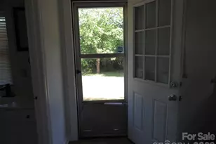 406 River Dr, Gaffney, SC 29340 - Photo 23