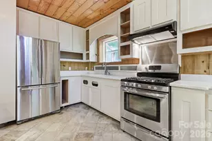 98 Sparkling Springs Rd, Fairview, NC 28730 - Photo 11