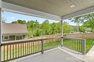 128 Rock Hill Rd, Asheville, NC 28803 - Photo 23