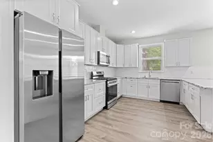 128 Rock Hill Rd, Asheville, NC 28803 - Photo 19