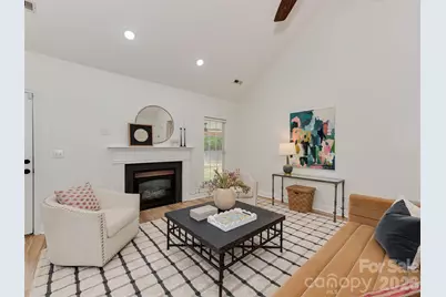 9221 Forest Green Drive, Charlotte, NC 28227 - Photo 3