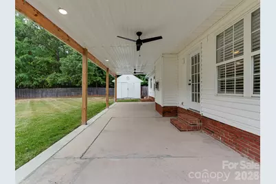 9221 Forest Green Drive, Charlotte, NC 28227 - Photo 23