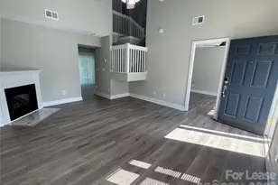 3251 Blythe Ridge Ct, Charlotte, NC 28213 - Photo 3
