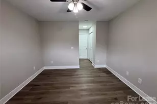 3251 Blythe Ridge Ct, Charlotte, NC 28213 - Photo 15