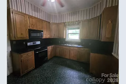 804 Emmanuel Church Road, Conover, NC 28613 - Photo 17