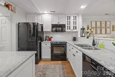 222 Queens Road #58, Charlotte, NC 28204 - Photo 7