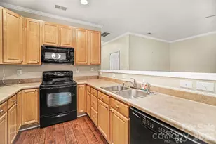 1011 Silver Springs Rd, Fort Mill, SC 29715 - Photo 9