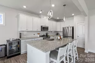 411 Hickory Vw Dr, Rock Hill, SC 29732 - Photo 5