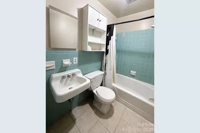 406 E L Street, Newton, NC 28658 - Photo 15