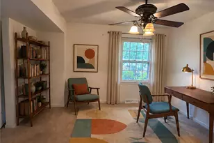 406 E L St, Newton, NC 28658 - Photo 5