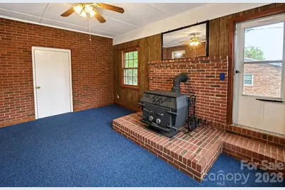 406 E L Street, Newton, NC 28658 - Photo 7